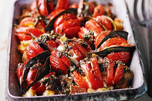 Roasted Tomatoes Recipe with Mozzarella Roasted Tomatoes Recipe with Mozzarella