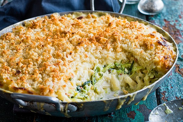 Mac And Cheese Recipe With Courgette and Garlic Sourdough Crumbs Mac And Cheese Recipe With Courgette and Garlic Sourdough Crumbs