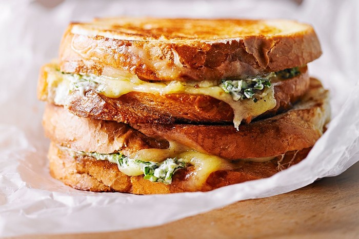Green chilli grilled cheese sandwich Green chilli grilled cheese sandwich