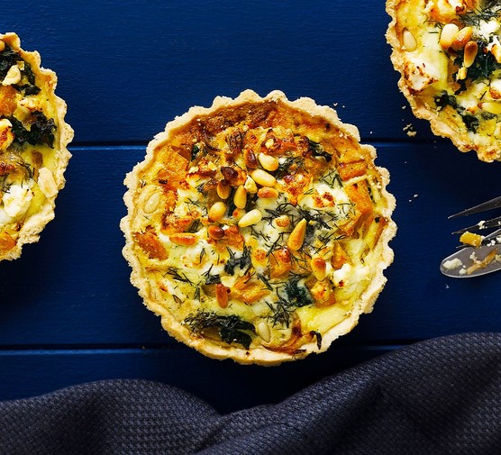 Squash, Kale and Caramelised Onion Tart Recipe With Feta Squash, Kale and Caramelised Onion Tart Recipe With Feta