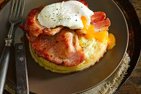 Bacon and Egg Easy Crumpet Recipe Bacon and Egg Easy Crumpet Recipe