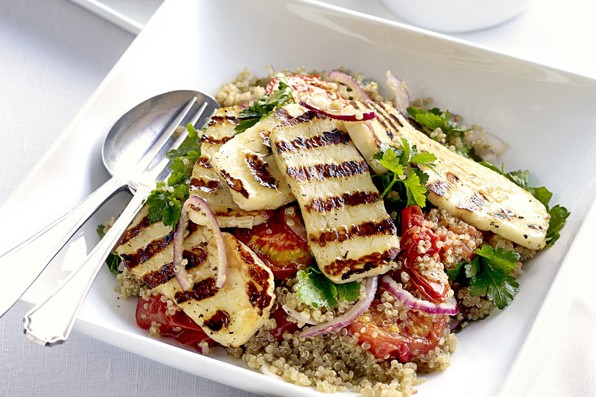 Roasted tomato, halloumi and quinoa salad Roasted tomato, halloumi and quinoa salad