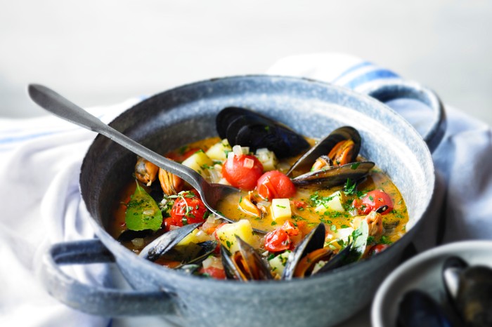 Mussel Chowder Recipe with Tomatoes Mussel Chowder Recipe with Tomatoes