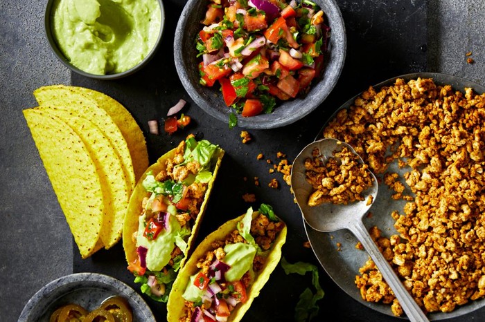 Turkey Tacos Recipe Crispy turkey tacos with pico de gallo salsa and creamy avo sauce