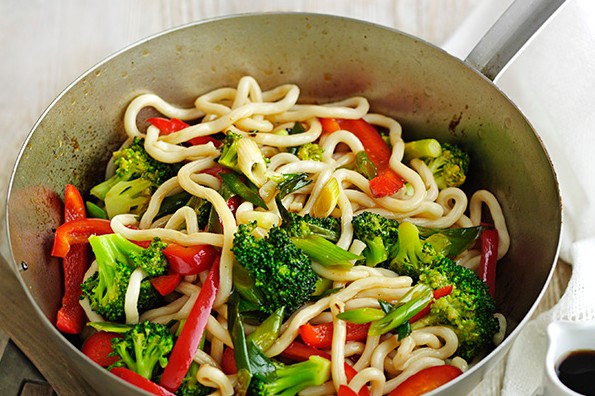 Yaki Vegetable Udon Noodles Recipe Yaki Vegetable Udon Noodles Recipe served in a deep silver metal pan