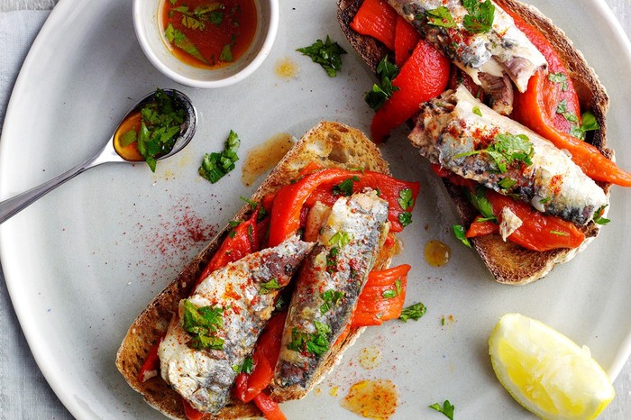 Healthy Working From Home Lunch Ideas Sardines and Peppers on Toast with Lemon