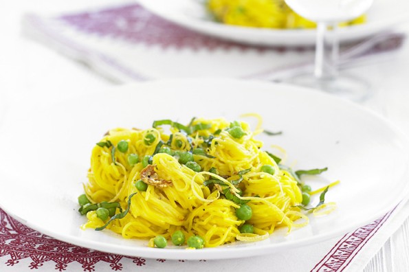 Angel Hair Pasta Recipe with Saffron, Prosciutto and Peas Angel Hair Pasta Recipe with Saffron, Prosciutto and Peas