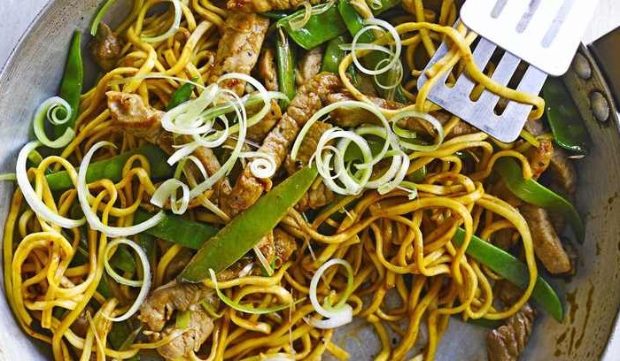 Pork and mangetout stir fry recipe Pork and mangetout stir fry recipe
