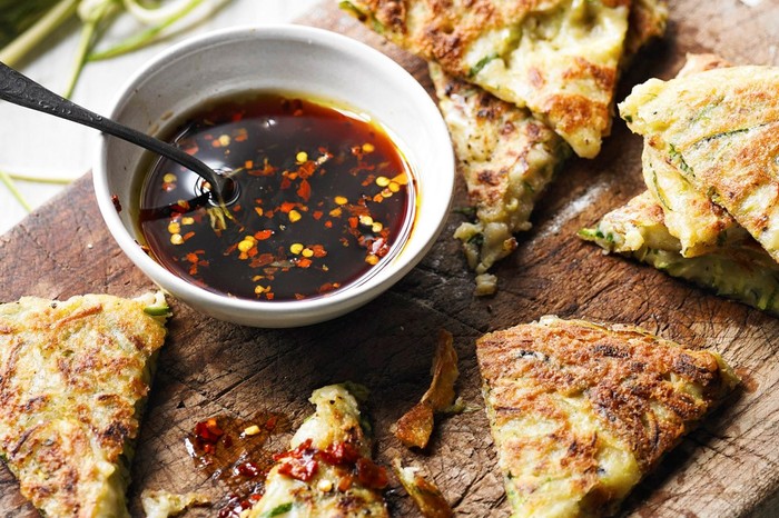 40 Dairy-Free Recipes Korean Courgette Pancakes with Dipping Sauce