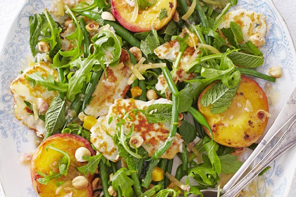 Peach Salad Recipe with Halloumi and Green Beans Peach Salad Recipe with Halloumi and Green Beans