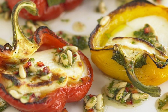 Roasted Peppers Recipe with Halloumi Roasted Peppers Recipe with Halloumi