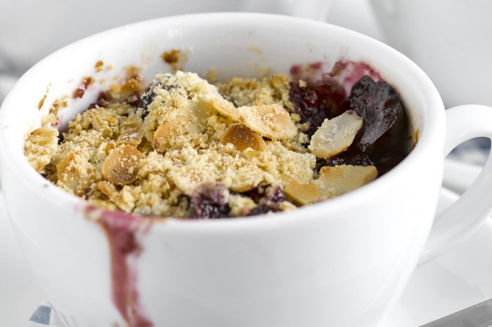 Cherry almond crumbles Cherry almond crumbles