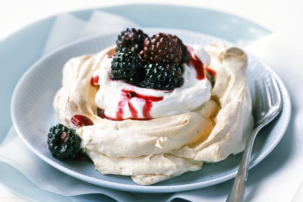 Blackberry Pavlovas Recipe Blackberry Pavlovas Recipe