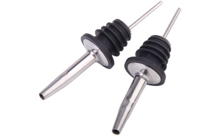 Spirit pourer Two spirit pourers