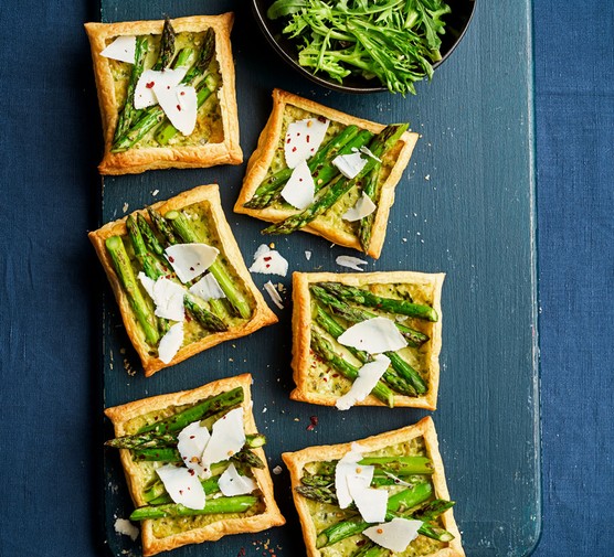 Asparagus and ricotta salata tartlets Board of asparagus and ricotta salata tartlets
