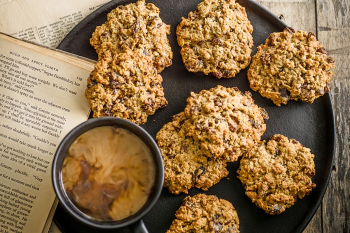 Breakfast-oatmeal-cookies Cookies next to tea