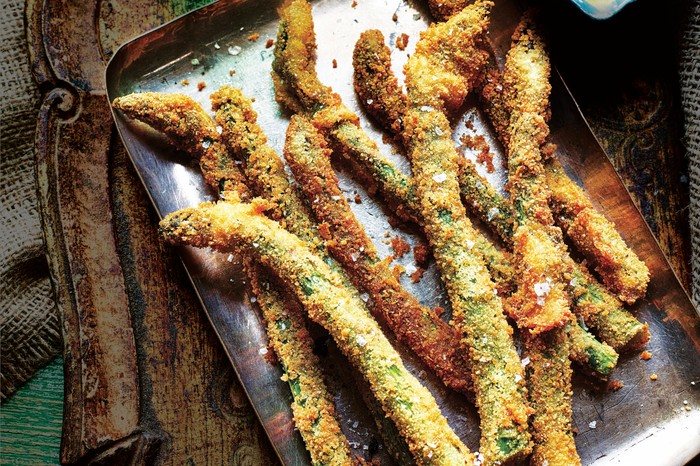 Breaded Asparagus Recipe with Saffron Yogurt Breaded Asparagus Recipe with Saffron Yogurt