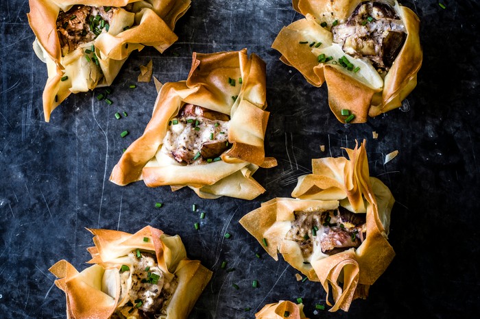 Fig and goat's cheese filo parcels Goat's Cheese Filo Parcels Recipe with Figs