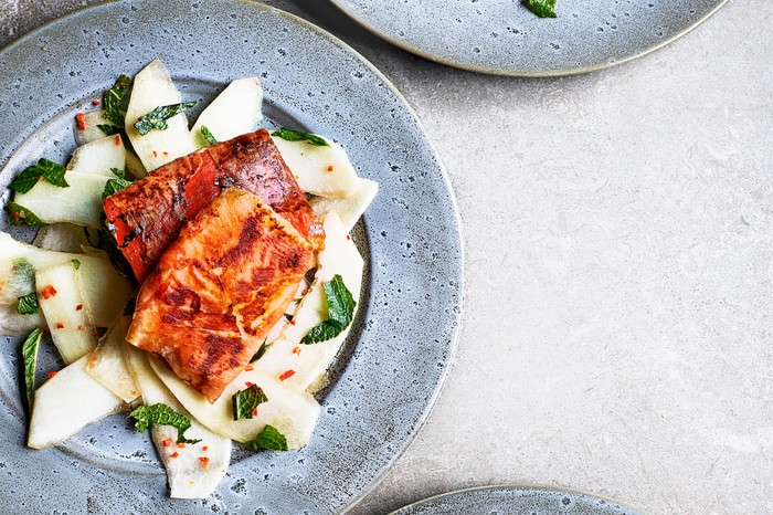 Easy prosciutto recipes Fried Halloumi Cheese Recipe with Prosciutto and Melon served on 3 blue pale plates