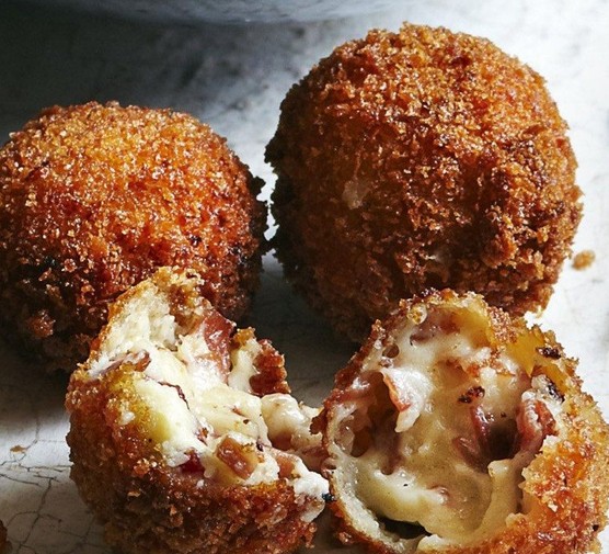 Ham croquetas Crunchy ham croquetas