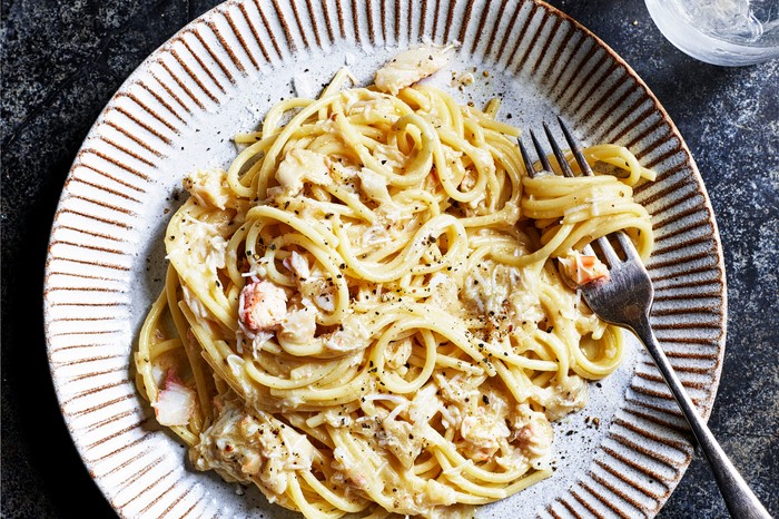 Quick and Easy Cacio E Pepe Recipe with Crab