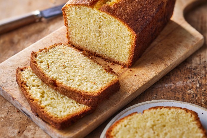 Madeira cake Sliced madeira cake on a board