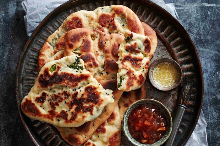 Paneer Stuffed Naan Recipe with Kale Paneer Stuffed Naan Recipe with Kale