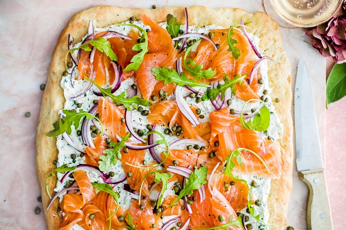 Breakfast Flatbread Recipe with Smoked Salmon Breakfast Flatbread Recipe with Smoked Salmon