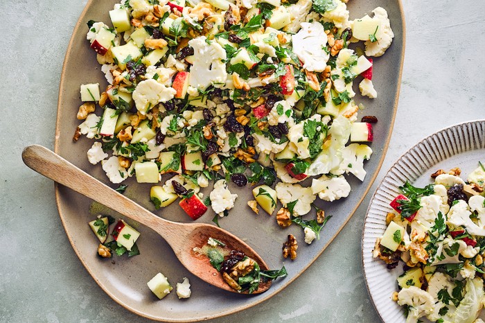 40 vegetarian salad recipes A cauliflower salad with parsley and apple cubes