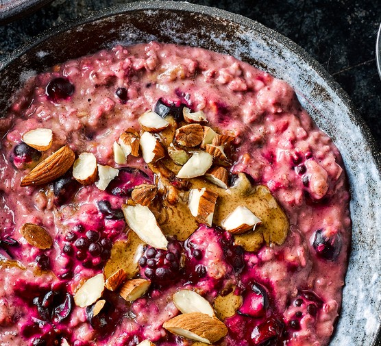 40 dairy-free recipes Berry porridge with nut butter in two bowls