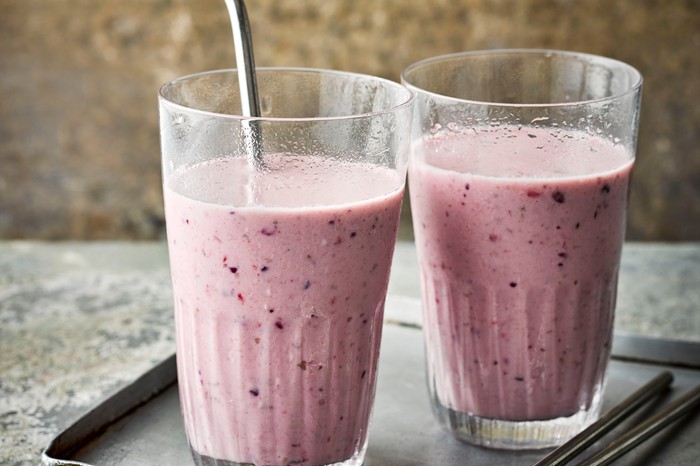 Kefir, banana, almond and frozen berry smoothie Kefir, banana, almond and frozen berry smoothie