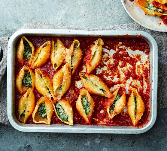 Stuffed Pasta Shells Recipe with Spinach and Ricotta Stuffed Pasta Shells Recipe with Spinach and Ricotta