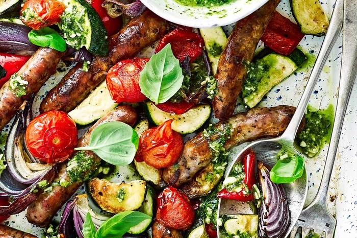 OLI0617-CookEday-SausageTrayBake_06161 OLI0617-CookEday-SausageTrayBake_06161