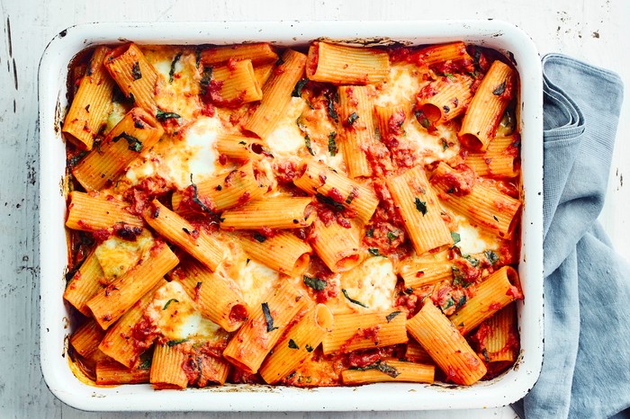Vegetable Pasta Bake Recipe with Tomato and Basil Vegetable Pasta Bake Recipe with Tomato and Basil