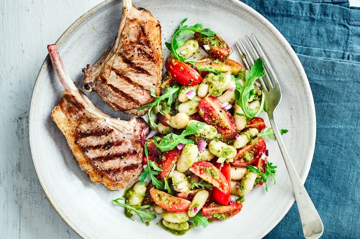 Lamb Cutlets Recipe with Pesto and Beans Lamb Cutlets Recipe with Pesto and Beans