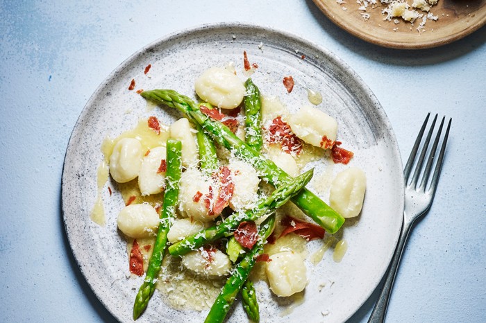 Asparagus Gnocchi Recipe with Prosciutto Asparagus Gnocchi Recipe with Prosciutto