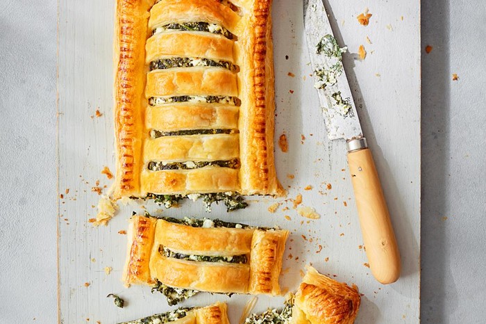 Spinach and Feta Puff Pastry Recipe Spinach and feta pastry slice