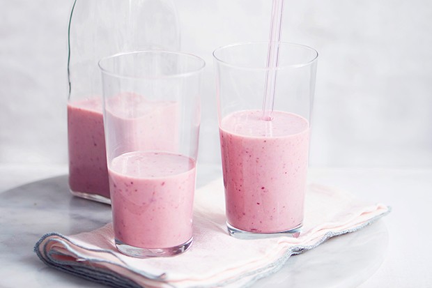 Peanut Butter, Banana and Berry Smoothie Peanut Butter, Banana and Berry Smoothie