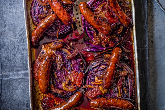 Chorizo Sausage Tray Bake Recipe with Quince and Red Cabbage Chorizo Sausage Tray Bake Recipe with Quince and Red Cabbage