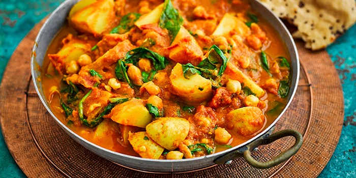 Spinach, Chickpea and Potato Curry Spinach, Chickpea and Potato Curry in a Silver Pan